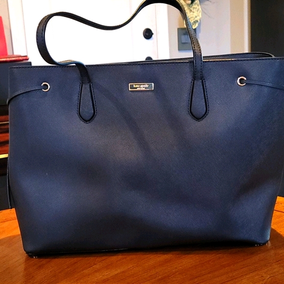 NWT Kate Spade Large Tote - Picture 1 of 10